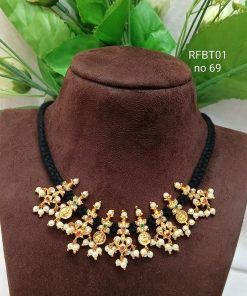 Black thread necklace